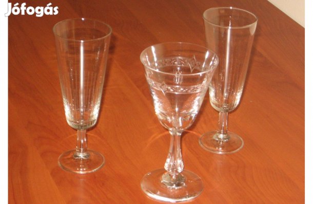 3 db különféle német pezsgős/borospohár