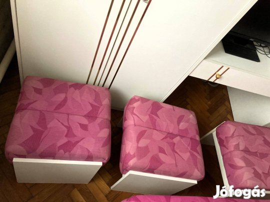 3 db puff , ülöke, nagy meretü