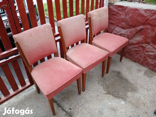 3 db retro szék eladó egyben! 14.000 Ft
