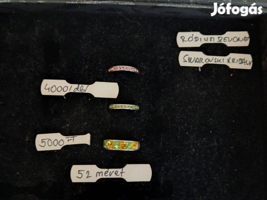 3 db új, Swarovski kristállyal díszített gyűrű eladó!