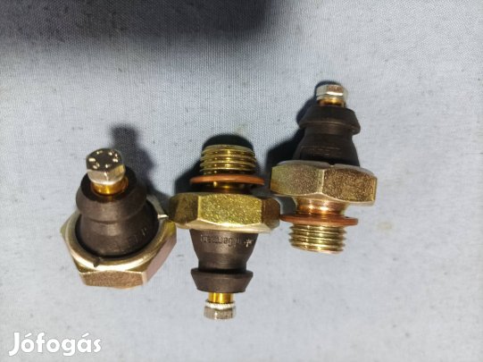 3 db veterán olaj gomba 0,25-0,55 bar,12x1,5 menettel, egyben.