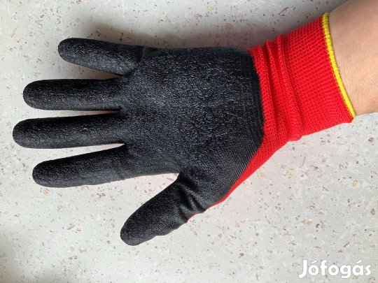 3 pár munkavédelmi vagy kerti kesztyű