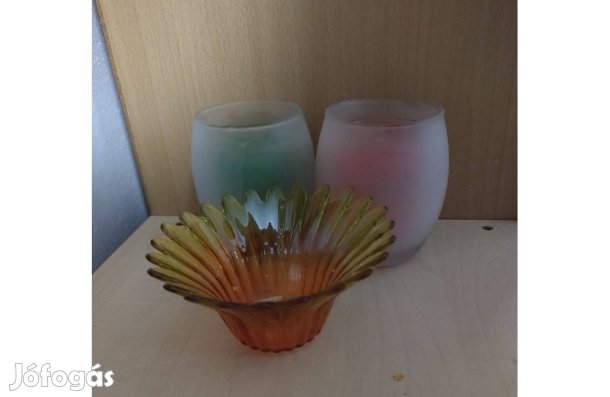3 szép üveg mécsestartó eladó
