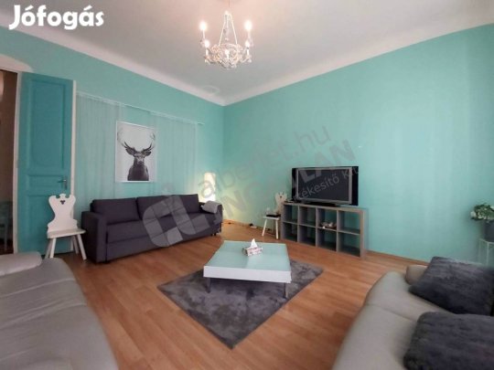 3 szobás belvárosi lakás a Közraktár utcában.