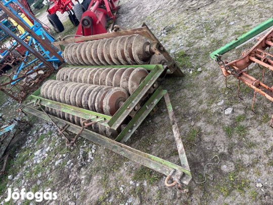 3 tagos gyűrűshenger