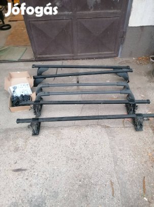 3 x Tetőcsomagtartó egyben eladó az egyik Thule