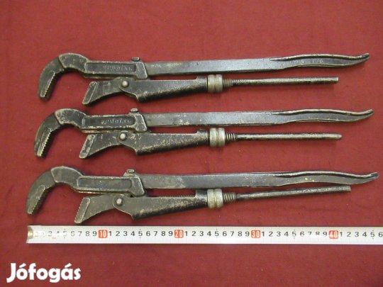 3db 1.5 collos csőfogó együtt