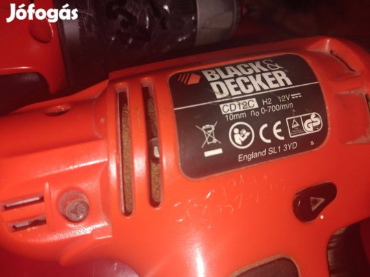 3db Black&Decker csavarozó és lámpa 2akku,töltő