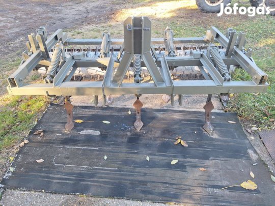 3m es Gruber tüskés hengerrel eladó