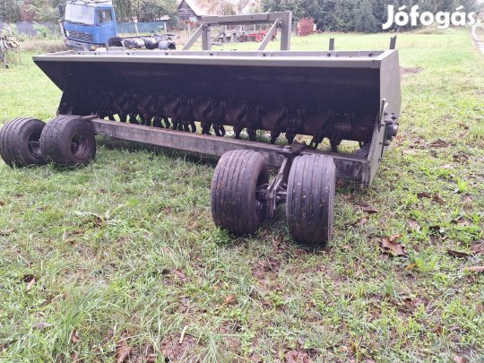 3m-es szárzúzó eladó