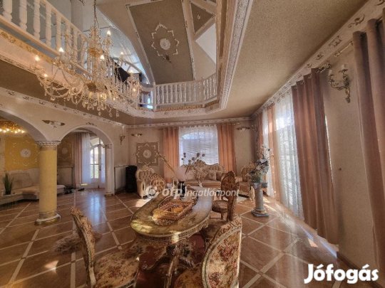 400 nm-es ház eladó Érd