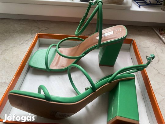 40-e új zöld szandál eladó