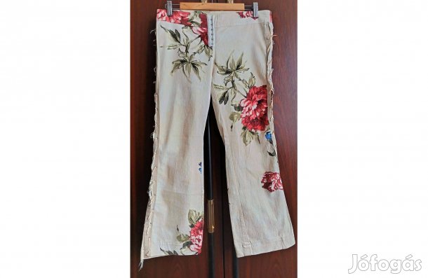 40-es/M/,női,garment dyed festésű fehér,virágmintás,fűzős Anima nadrág