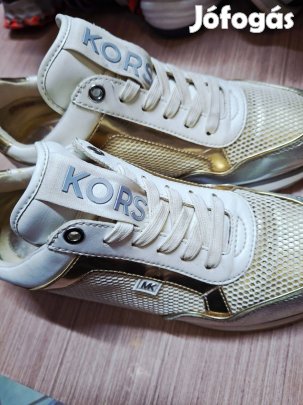 40-es Michael Kors tavaszi női félcipő