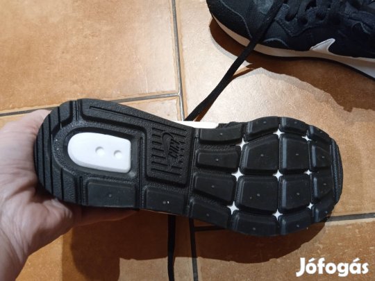 40-es Új Nike férfi cipő 
