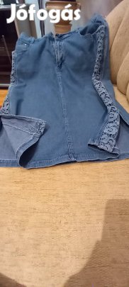 40-es méretű farmerszoknya