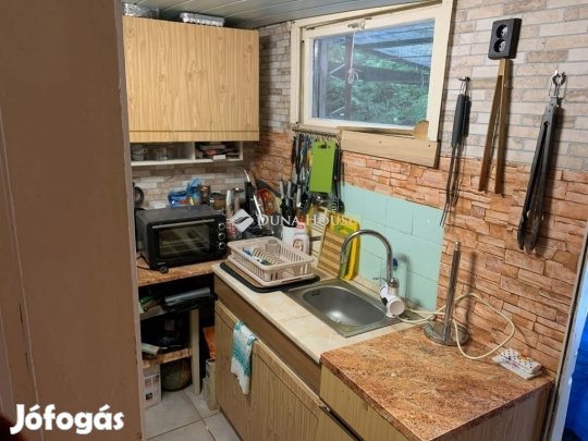 40 nm-es ház eladó Velence