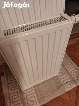 40 x 60 lapradiátor Danfoss termosztáttal