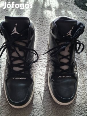 41 es Nike Jorda ferfi cipő