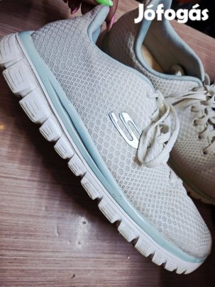 41-es Skechers fehér női sportcipő