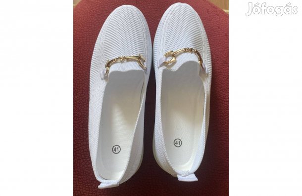 41-es fehér papucscipő (új)