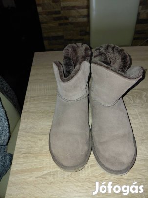 41es ugg csizma eladó 