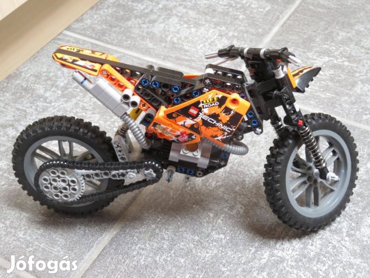 42007 Lego Technic Cross motor