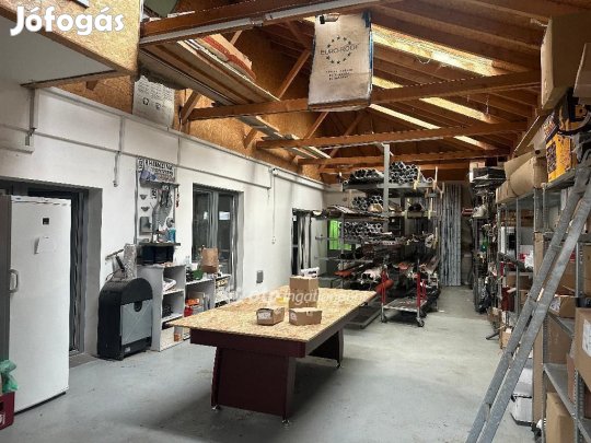 420 nm-es ház eladó Siófok