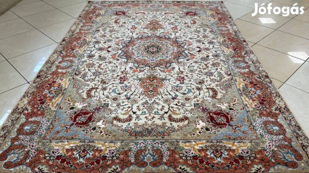 4254 Meseszép Iráni Tabríz selyemmel kézi perzsa szőnyeg 163X241CM