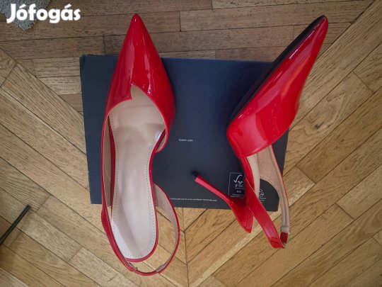 42-43-as magassarkú női cipők eladók