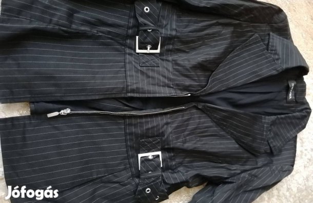 42 Nicowa csíkos blézer