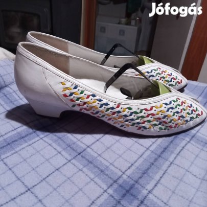 42-es Fareen puha bőr tavaszi cipő. 