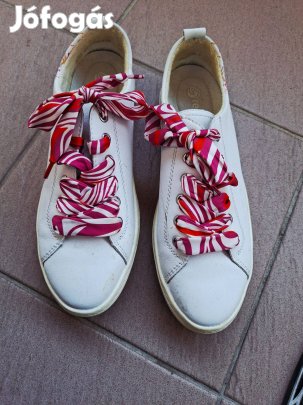 42-es Remonte tavaszi,hófehér női bőrcipő