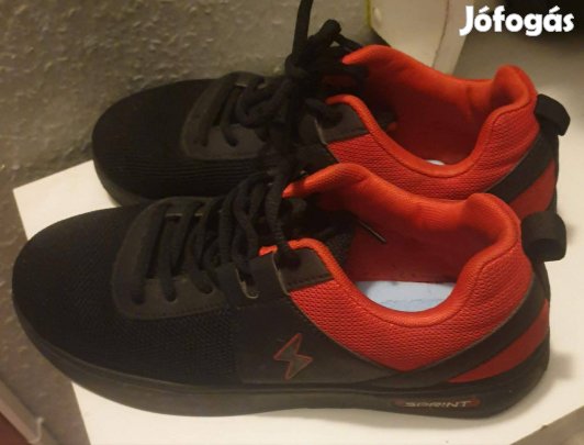 42 es SPRINT férfi cipő eladó