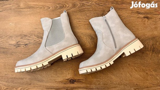 42-es Új! Wonder Walk bélelt csizma