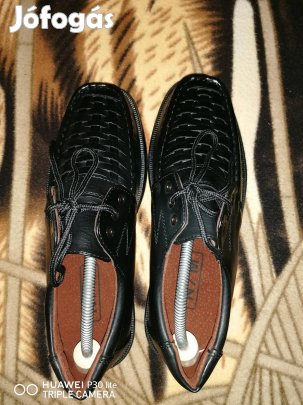 42-es férfi alkalmi cipő 