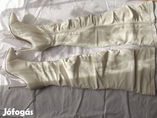 42-es magassarkú csizma