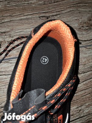 42 es munkás cipő eladó 