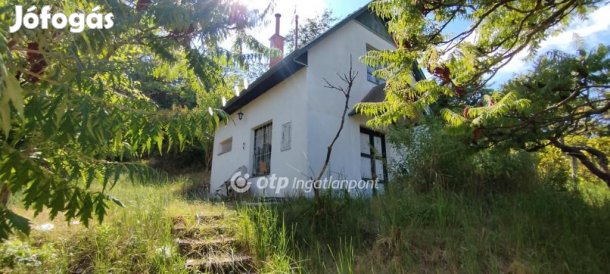 42 nm-es ház eladó Szekszárd