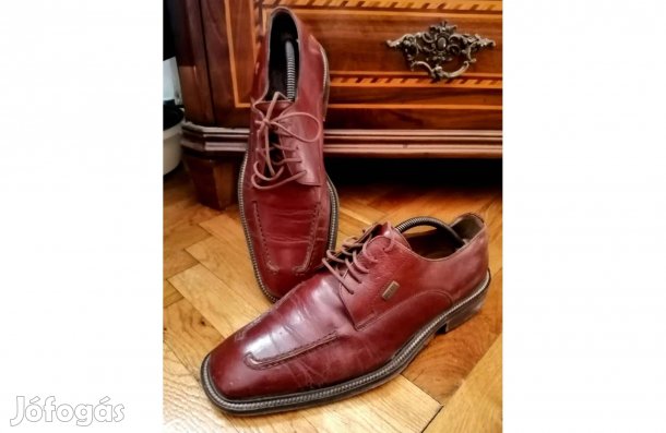 43-as barna Férfi bőr cipő eladó