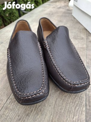 43-as méretű új Geox cipő eladó 