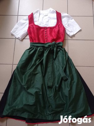 44/46 dirndl ruha köténnyel 