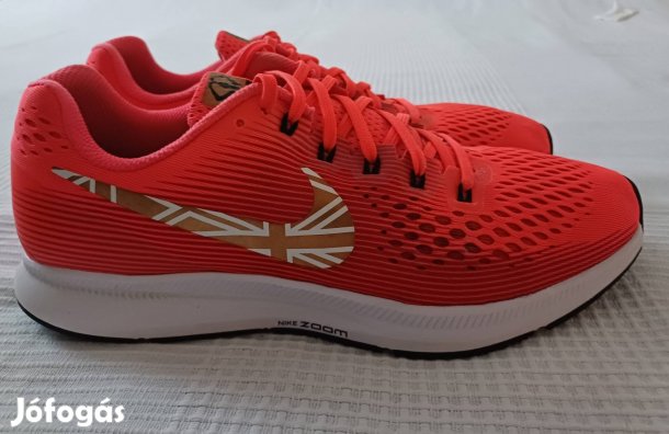 44,5-es Nike Air Pegasus 34 MO futócipő