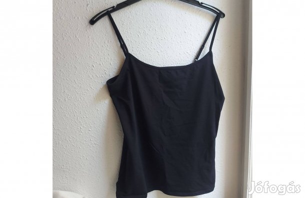 44-es méretű, fekete, állítható vállpántú nyári top