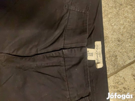 44-es nadrágok