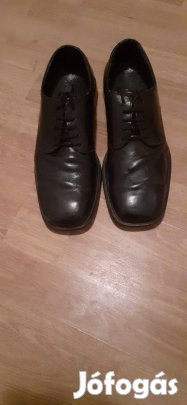 44es,férfi fekete,valódi olasz bőr cipő