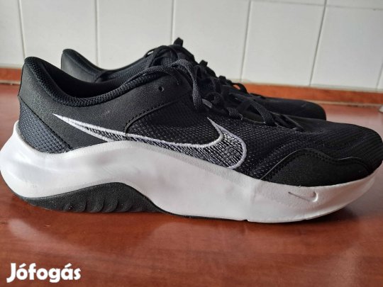 45-46-OS Új Originál Szürke Fehér Nike Cipő