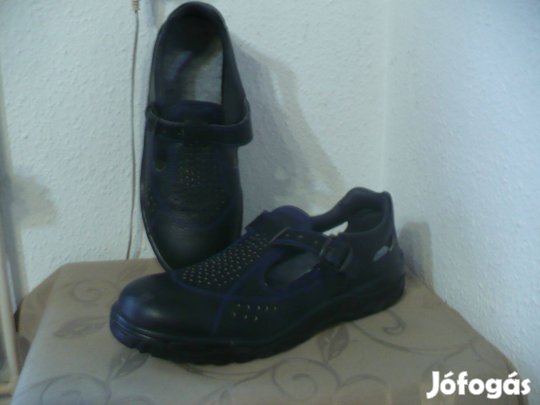 45 Ipoly szandál acélbetéttel