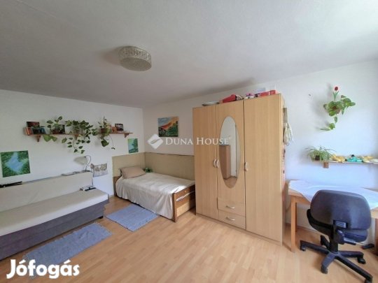 45 nm-es ház eladó Kulcs