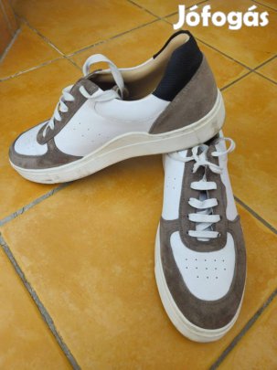 45-ös férfi sportos cipő H&M-es